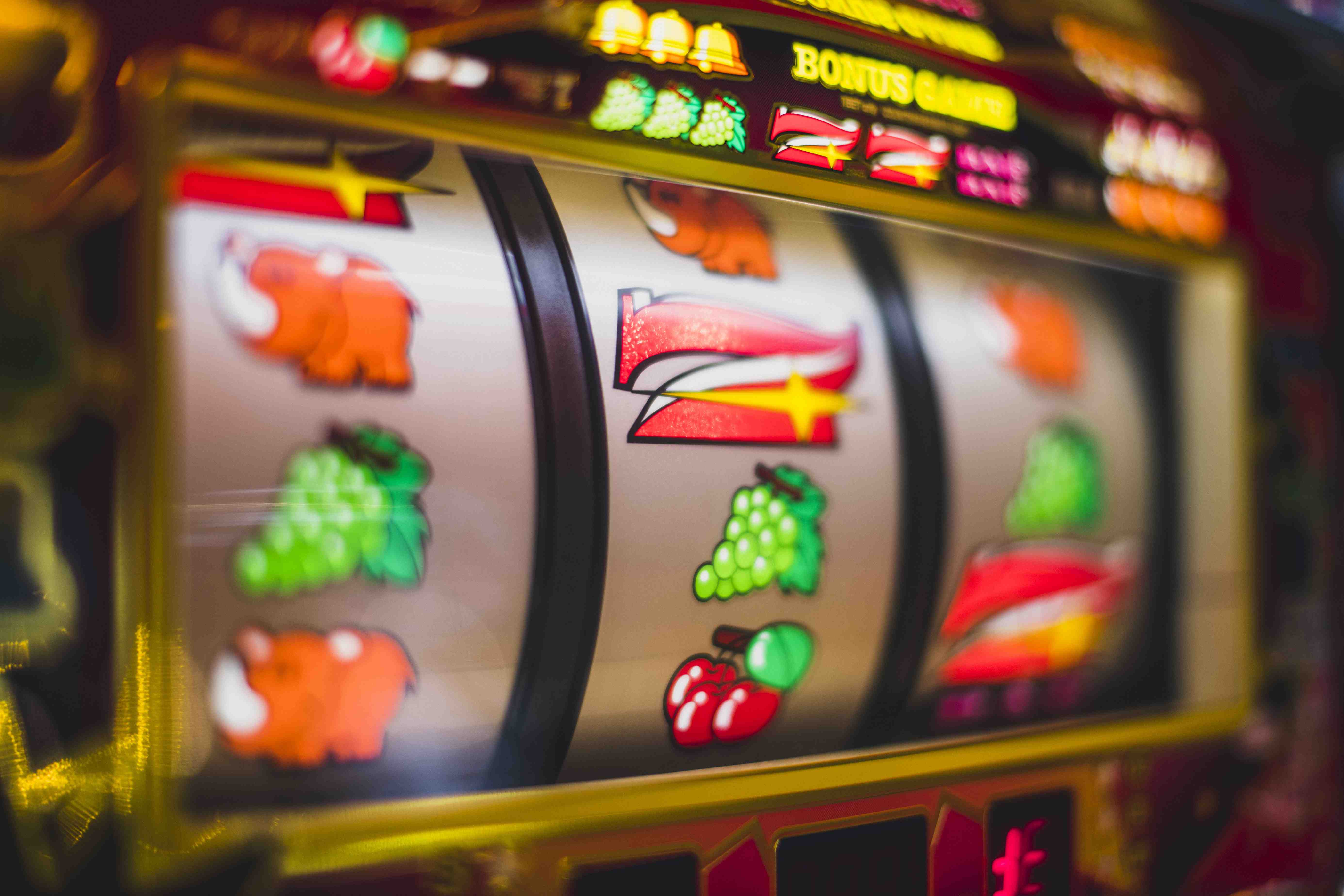 919slot VIP Cashback Bonus App ဖြင့် ငွေထုတ်ယူနေသော မြန်မာကစားသမား